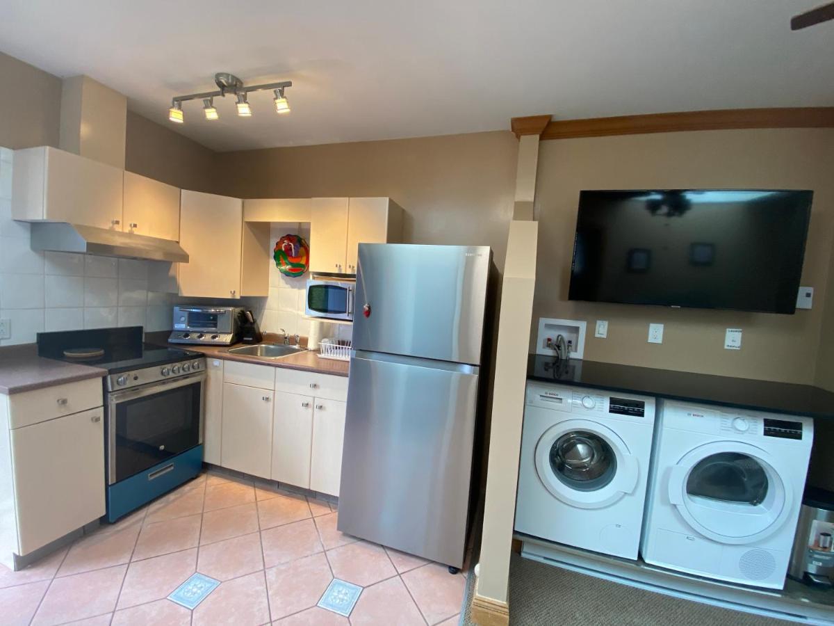 Ocean Breeze Executive Bed And Breakfast North Vancouver Ngoại thất bức ảnh