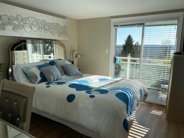 Ocean Breeze Executive Bed And Breakfast North Vancouver Ngoại thất bức ảnh
