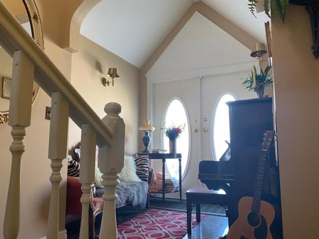Ocean Breeze Executive Bed And Breakfast North Vancouver Ngoại thất bức ảnh